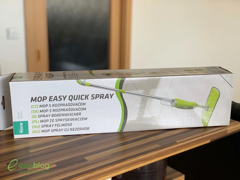 A 4home Easy Quick Spray felmosó beépített permetezővel és mikroszálas kendővel