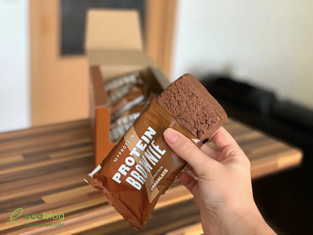 Myprotein all-natural mogyoróvaj pörkölt mogyoró keverékéből